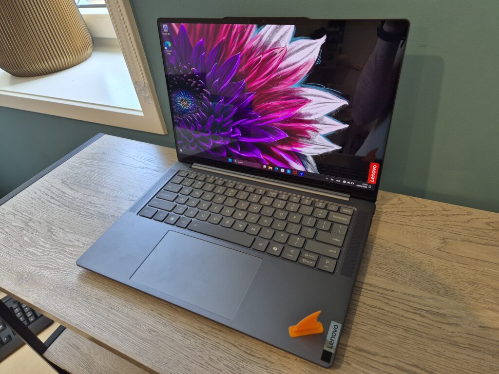 Lenovo Yoga Pro 7 14IMH9